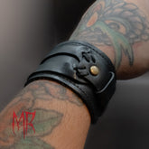Eldric Leather Bracelet Black Side